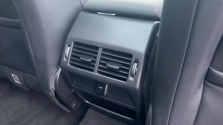 Land Rover Discovery Sport 1.5 P300e R-Dynamic SE 5dr Auto [5 Seat] Station Wagon